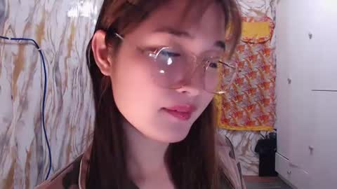 slutty_hannaxx online show from 3, 8, 2026