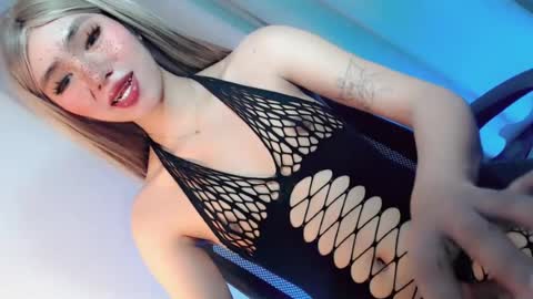slutty_rose69 online show from 1, 8, 2026