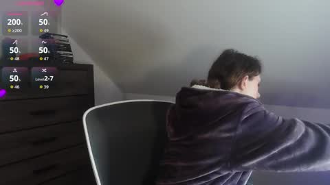 Natsu online show from 12, 3, 2026