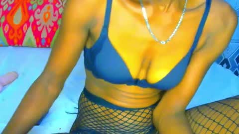 Sexyslutt online show from 6, 3, 2026