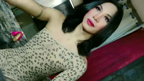 Snapshot of slutxcums_martel69 chatting on 17, 11, 2025 slutxcums_martel69 online show from 17, 11, 2025