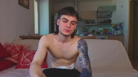 Gus online show from 27, 4, 2026