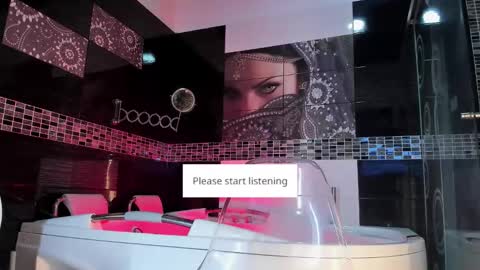 Small Hot19 online show from 23, 10, 2025