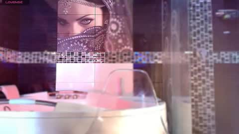 Small Hot19 online show from 29, 11, 2025