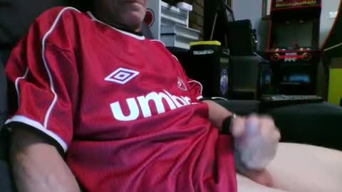 smallcock12377 online show from 2, 4, 2026