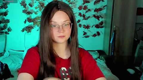 Snapshot of smallimpmeili chatting on 10, 10, 2025 smallimpmeili online show from 10, 10, 2025