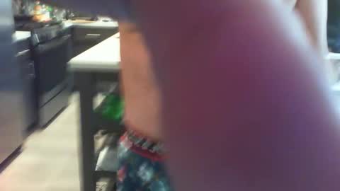 smashing_machine_412 online show from 28, 1, 2025