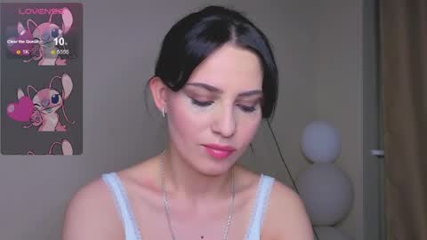 Bella online show from 30, 4, 2026