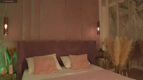 Mia online show from 3, 3, 2026