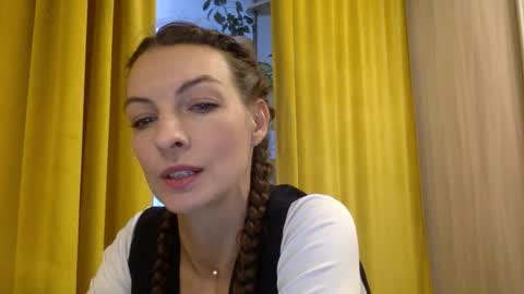 smiling_lexa online show from 6, 11, 2025