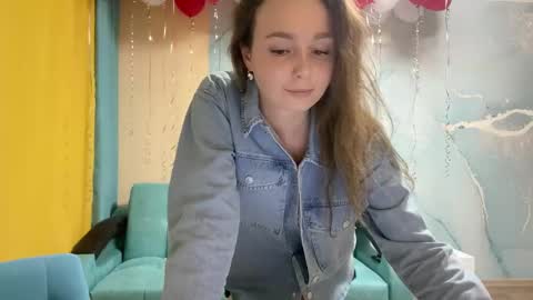 Snapshot of smiling_riddle chatting on 17, 2, 2025 smiling_riddle online show from 17, 2, 2025