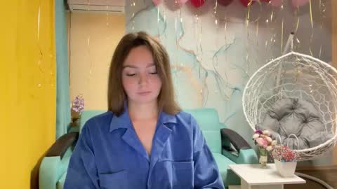 Snapshot of smiling_riddle chatting on 3, 11, 2025 smiling_riddle online show from 3, 11, 2025