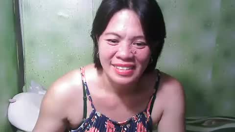 smilinglady27 online show from 11, 3, 2025