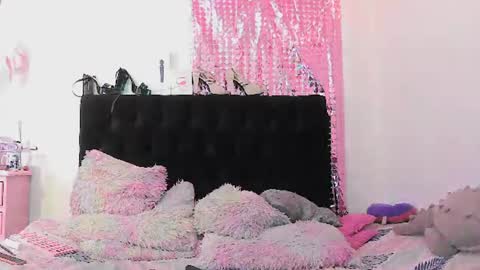 smoke_leidy_ online show from 19, 6, 2026