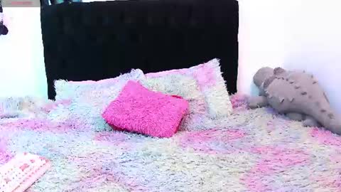 smoke_leidy_ online show from 2, 8, 2026