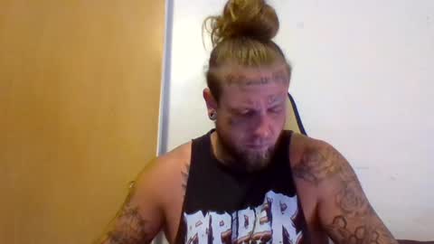 Snapshot of smokebluntafterblunt chatting on 5, 7, 2026 smoke online show from 5, 7, 2026