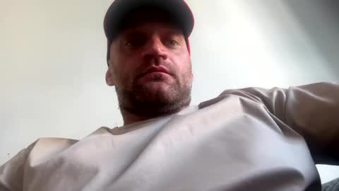 smokefet2 online show from 25, 4, 2026