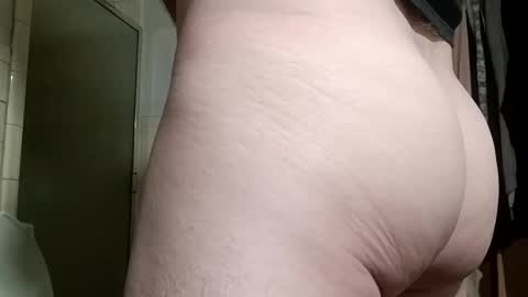 Snapshot of smokewagon22 chatting on 18, 9, 2025 smokewagon22 online show from 18, 9, 2025