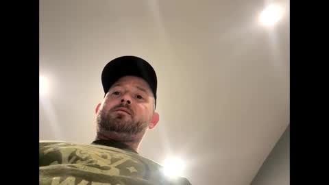 smokeymt420 online show from 20, 5, 2026