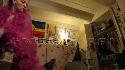 Snapshot of smokihippi chatting on 4, 1, 2025 Big Dawg online show from 4, 1, 2025