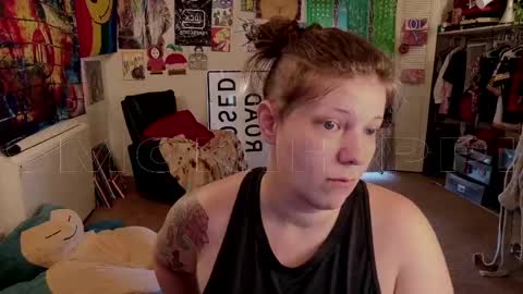 Snapshot of smokihippi chatting on 2, 10, 2025 Big Dawg online show from 2, 10, 2025