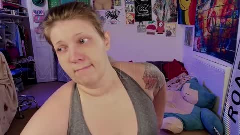 Snapshot of smokihippi chatting on 15, 10, 2025 Big Dawg online show from 15, 10, 2025