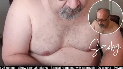 Snapshot of smokymountanman chatting on 30, 12, 2024 smokymountanman online show from 30, 12, 2024