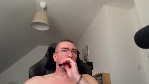 AllDayIDream online show from 4, 8, 2026