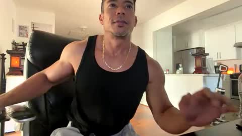 Snapshot of smoothripz chatting on 19, 3, 2026 smoothripz online show from 19, 3, 2026