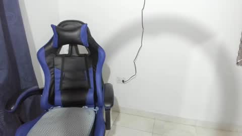 snakeguy08 online show from 5, 8, 2026