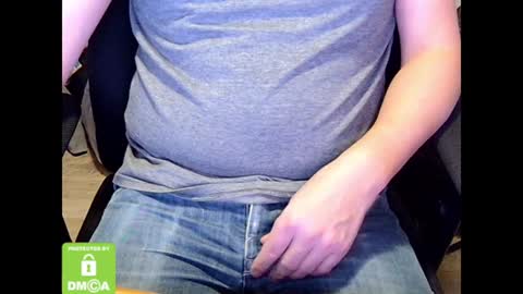 Snapshot of sneakybill82 chatting on 29, 12, 2024 Sneakybill online show from 29, 12, 2024