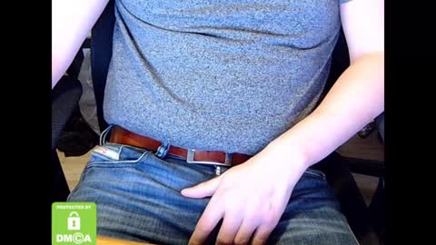 Snapshot of sneakybill82 chatting on 2, 1, 2025 Sneakybill online show from 2, 1, 2025