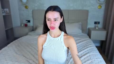 Snapshot of snow_whiteeex chatting on 25, 6, 2026 snow_whiteeex online show from 25, 6, 2026