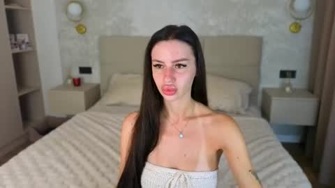 Snapshot of snow_whiteeex chatting on 15, 7, 2026 snow_whiteeex online show from 15, 7, 2026
