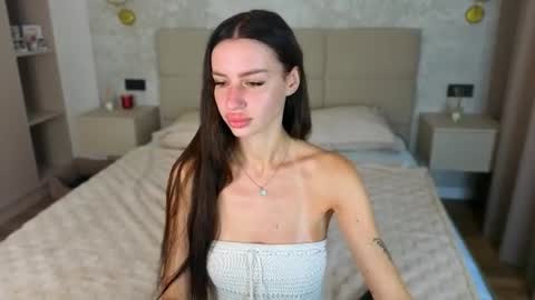 Snapshot of snow_whiteeex chatting on 20, 7, 2026 snow_whiteeex online show from 20, 7, 2026