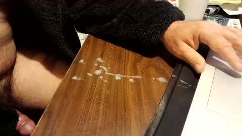 watchmecum online show from 15, 3, 2026