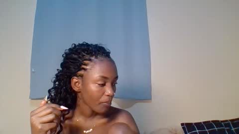 Snowie eyes online show from 19, 2, 2026