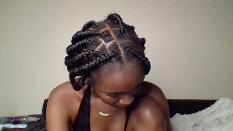 Snowie eyes online show from 21, 3, 2026