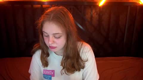 snowwhite_bella online show from 23, 10, 2025