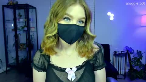 snuggle_b0t online show from 21, 9, 2025