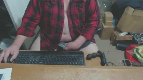 Snapshot of snwplwdrvr chatting on 18, 2, 2025 snwplwdrvr online show from 18, 2, 2025