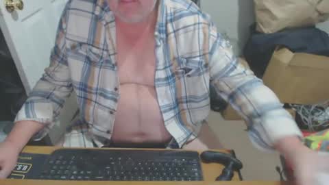 Snapshot of snwplwdrvr chatting on 27, 2, 2025 snwplwdrvr online show from 27, 2, 2025