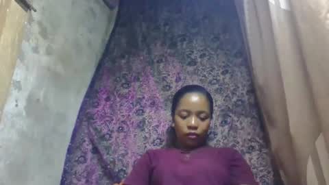 Snapshot of soamanaperina chatting on 24, 10, 2025 soamanaperina online show from 24, 10, 2025