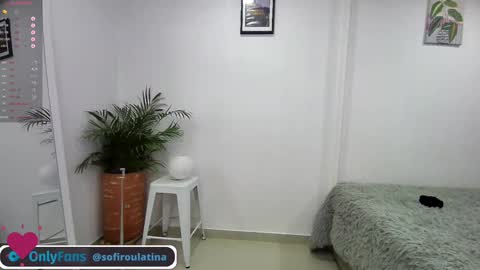 soffi_rousel_ online show from 10, 1, 2025