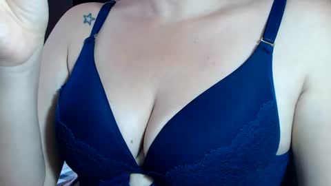 Snapshot of sofi995971 chatting on 21, 6, 2026 Sofa Castellanos online show from 21, 6, 2026