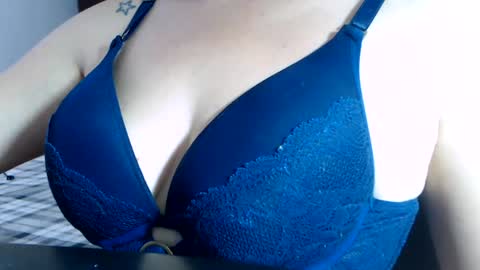 Snapshot of sofi995971 chatting on 14, 7, 2026 Sofa Castellanos online show from 14, 7, 2026
