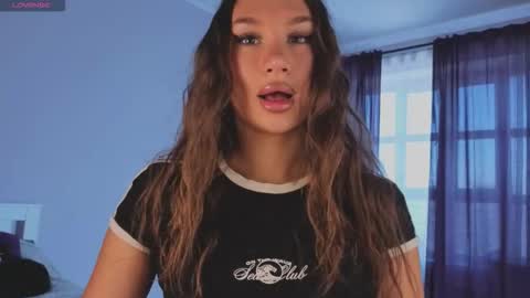 Snapshot of sofi___love chatting on 5, 2, 2026 Sofi online show from 5, 2, 2026