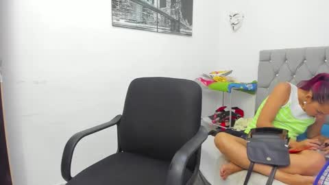 Snapshot of sofi_and_santy chatting on 26, 11, 2025 SOFI AND SANTY online show from 26, 11, 2025