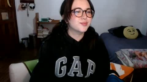 Sofi Lynch online show from 3, 7, 2026