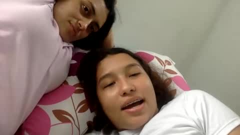 Snapshot of sofi_yendell chatting on 14, 10, 2025 sofi online show from 14, 10, 2025